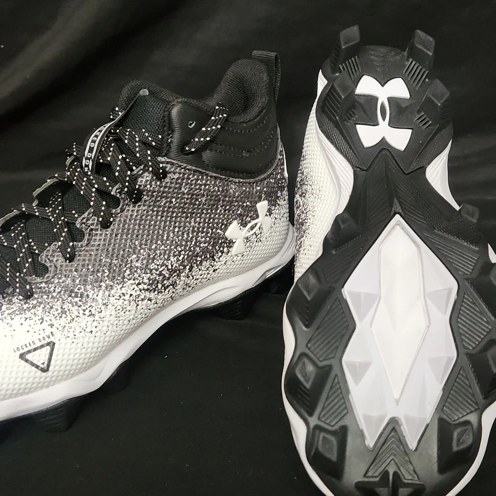 Under Armour Kids White and Black Gradient Cleats
